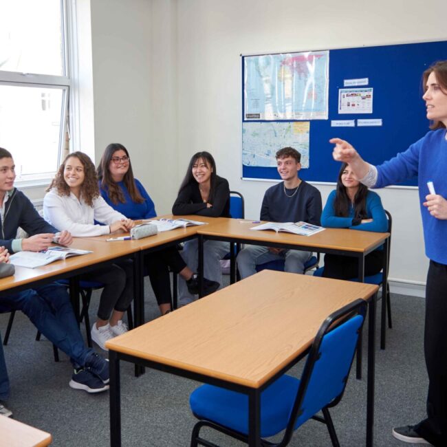 moovy-teacher-training-brighton-scuola-(5)