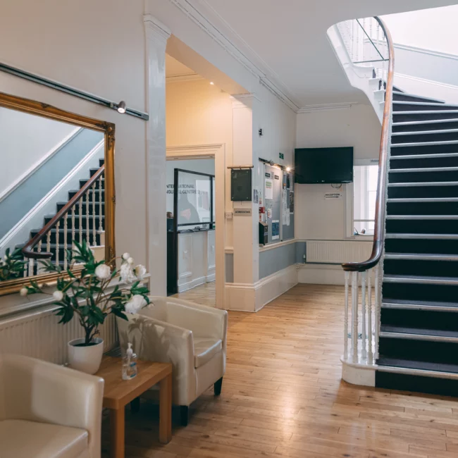 moovy-vacanza-studio-individuale-colchester-scuola