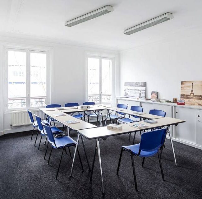 moovy-vacanza-studio-individuale-parigi-scuola (4)