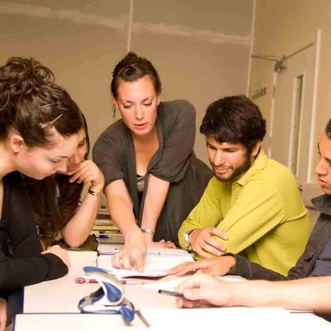moovy-vacanza-studio-individuale-newcastle-scuola1-4-1