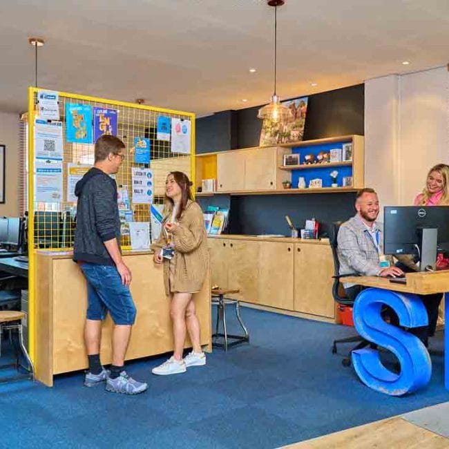 moovy-vacanza-studio-ministay-canterbury-scuola-1
