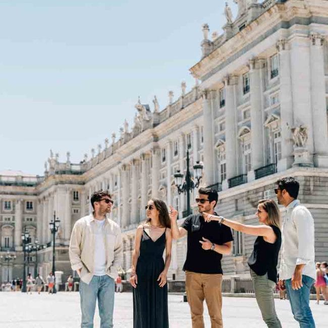 moovy-vacanza-studio-ministay-madrid-scuola-1