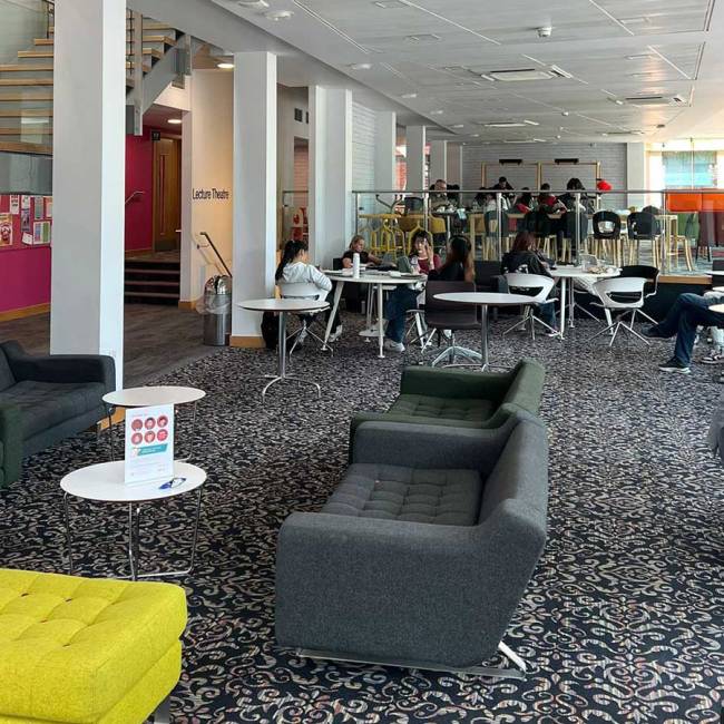 moovy-vacanza-studio-gruppi-newcastle-university-scuola4